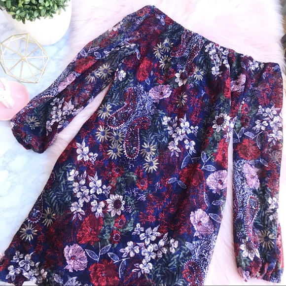 love, Fire Dresses & Skirts - NWOT Love Fire Lace Off Shoulder Dress Size M